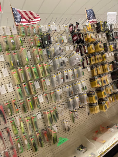 Sporting Goods Store «Hunters Gallery», reviews and photos, 237 Mt Cobb Hwy, Hamlin, PA 18427, USA