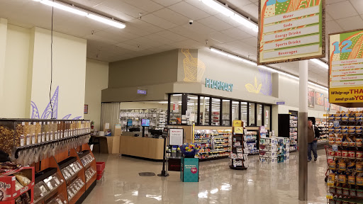 Supermarket «Save Mart Supermarkets», reviews and photos, 900 W Henderson Ave, Porterville, CA 93257, USA