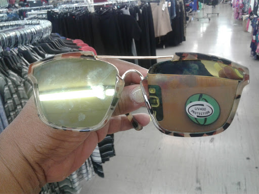 Discount Store «Fallas Paredes Discount Stores», reviews and photos, 4321 W Bethany Home Rd, Glendale, AZ 85301, USA