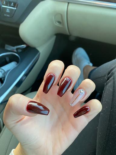 Semi-permanent nails Tampa