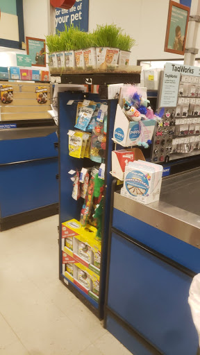 Pet Supply Store «PetSmart», reviews and photos, 1236 Greenbrier Pkwy, Chesapeake, VA 23320, USA