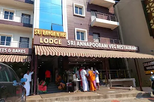 Sri Annapoorani Veg Restaurant image