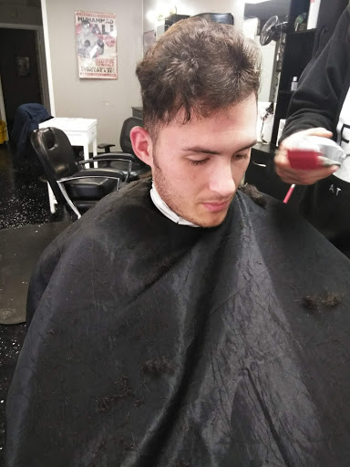 Barber Shop «Razorsharp Barbershop», reviews and photos, 2640 Nolensville Pike, Nashville, TN 37211, USA