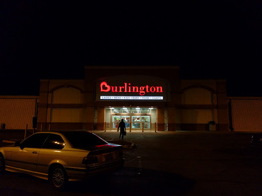 Clothing Store «Burlington Coat Factory», reviews and photos, 4701 N Harlem Ave, Harwood Heights, IL 60706, USA