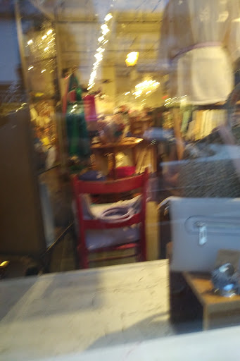 Fashion Accessories Store «Lou Lou Boutiques», reviews and photos, 179 Main St, Annapolis, MD 21401, USA