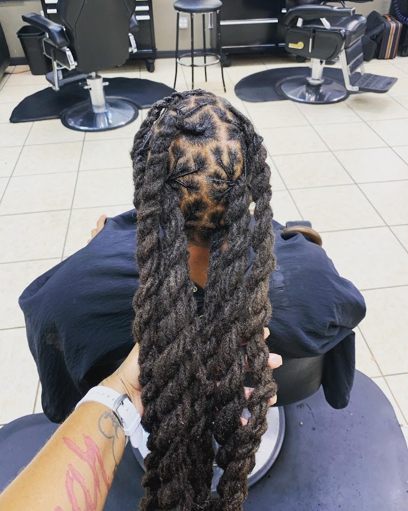 Locs Journey 33604