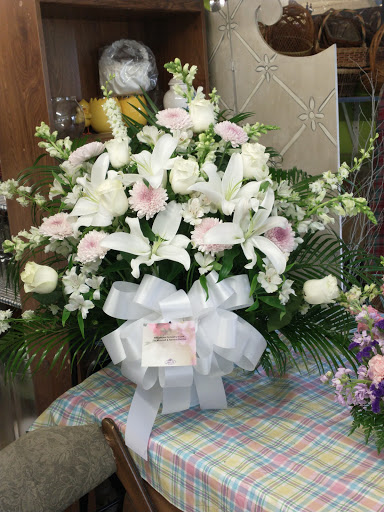 Florist «Tappan Zee Florist», reviews and photos, 176 Main St, Nyack, NY 10960, USA