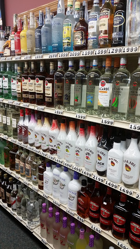 Liquor Store «Wiser Choice Liquor - Dayton», reviews and photos, 13691 Balsam Ln N, Dayton, MN 55327, USA