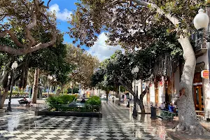 Plaza de las Ranas image