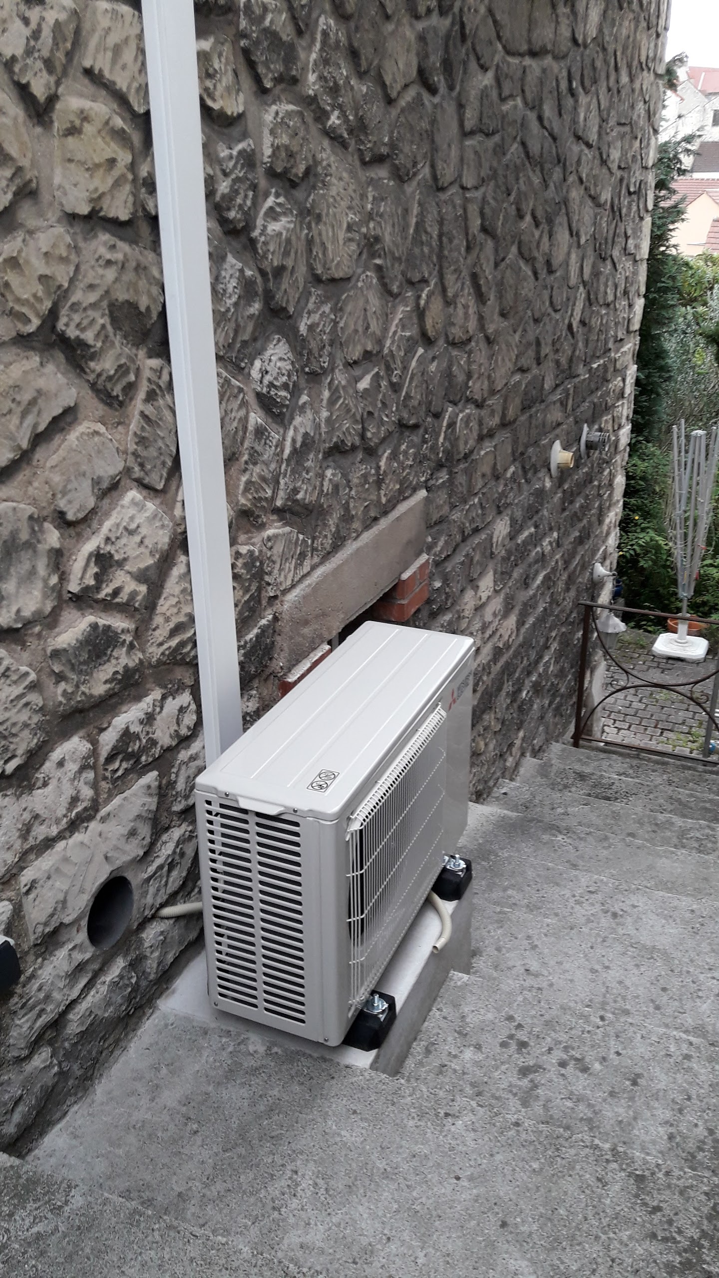 Photo n° 7 de l'avis de Gilles.a fait le 19/08/2017 à 19:01