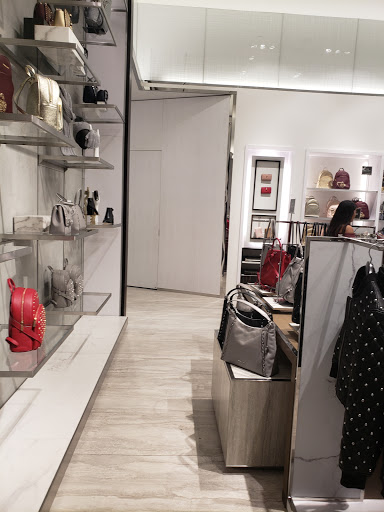 Fashion Accessories Store «Michael Kors», reviews and photos, 100 Citadel Dr #456, Commerce, CA 90040, USA