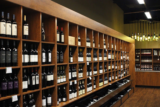 Liquor Store «Andover Classic Wines», reviews and photos, 209 N Main St, Andover, MA 01810, USA