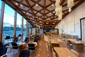 Starbucks Coffee - Kokyo Gaien Wadakura Fountain Park image