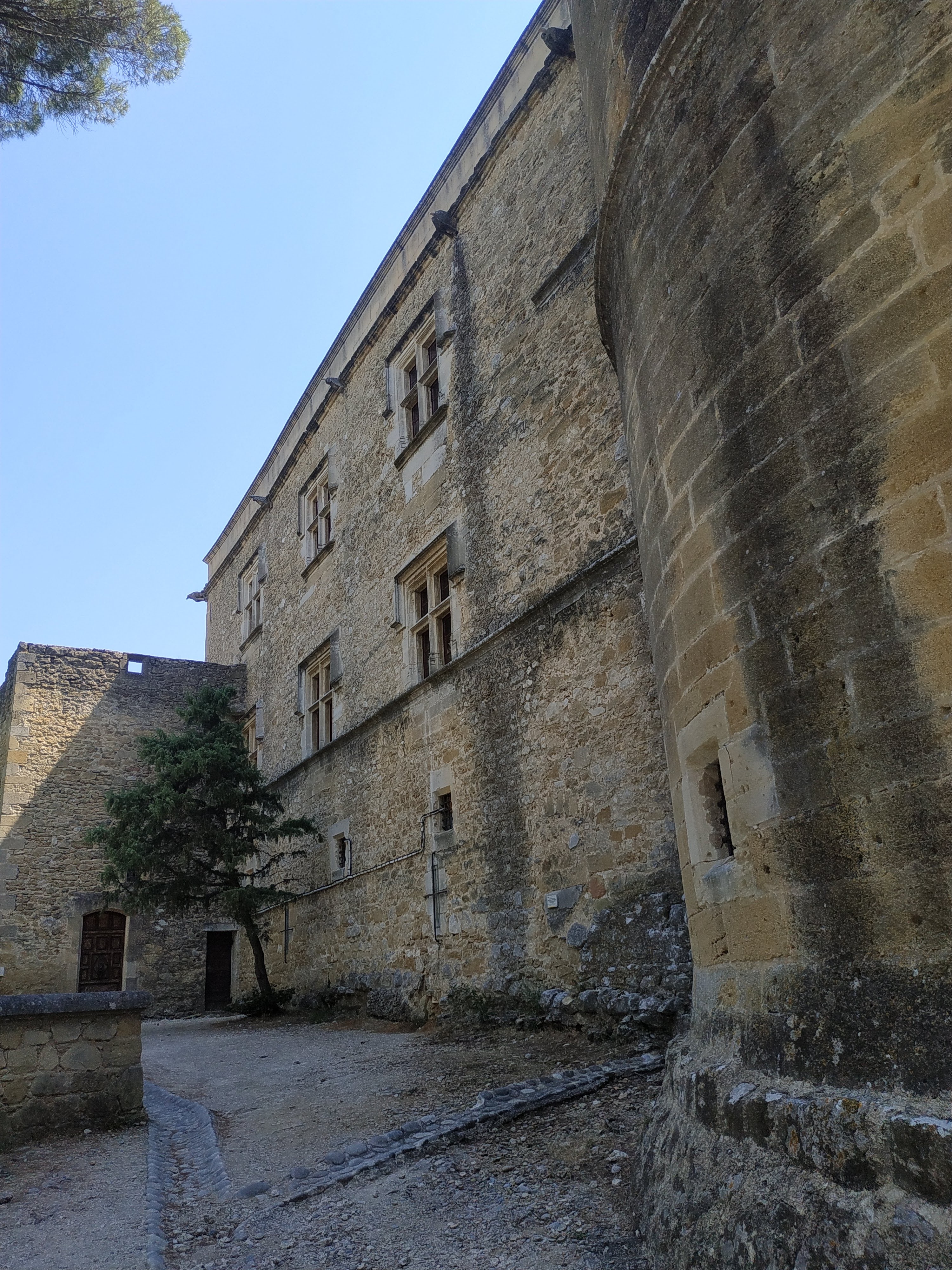 Photo n° 7 de l'avis de Reno.e fait le 01/08/2018 à 13:40