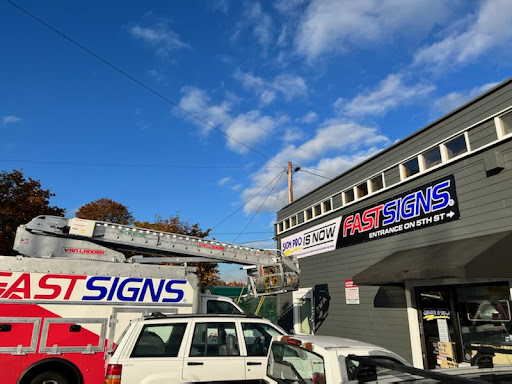 Vinyl sign shop Eugene