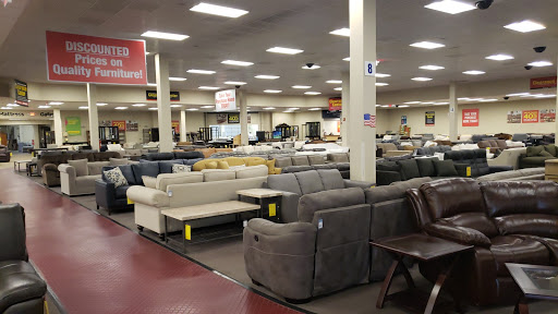 Furniture Store «Raymour & Flanigan Furniture and Mattress Clearance Center», reviews and photos, 5550 Sunrise Hwy, Massapequa, NY 11758, USA