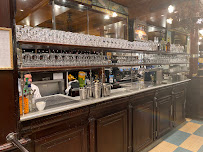 Atmosphère du Restaurant français Brasserie Lipp à Paris - n°12