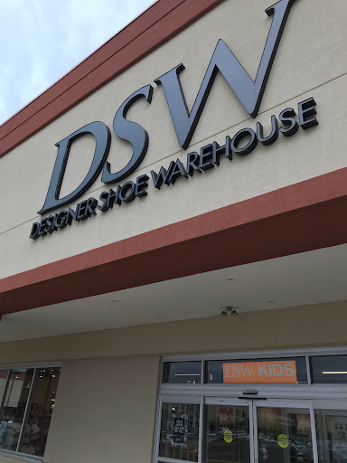 Shoe Store «DSW Designer Shoe Warehouse», reviews and photos, 300 NJ-18, East Brunswick, NJ 08816, USA