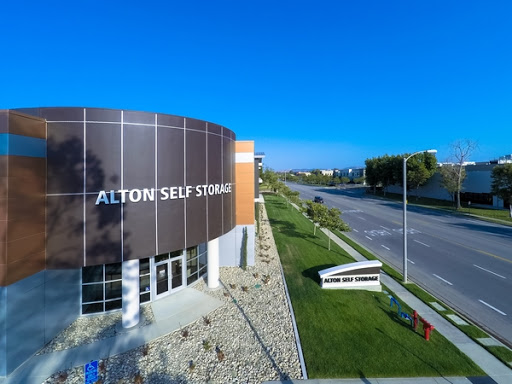 Self-Storage Facility «Alton Self Storage», reviews and photos, 2215 Alton Pkwy, Irvine, CA 92606, USA