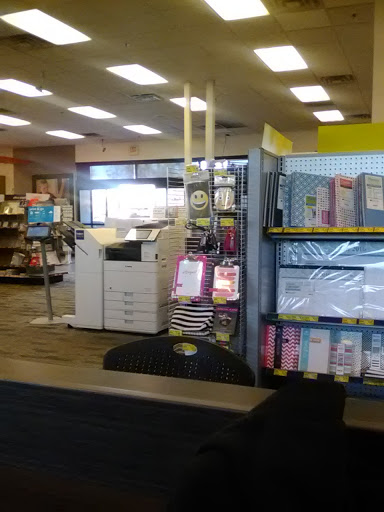 Print Shop «FedEx Office Print & Ship Center», reviews and photos, 1780 W Chandler Blvd, Chandler, AZ 85224, USA