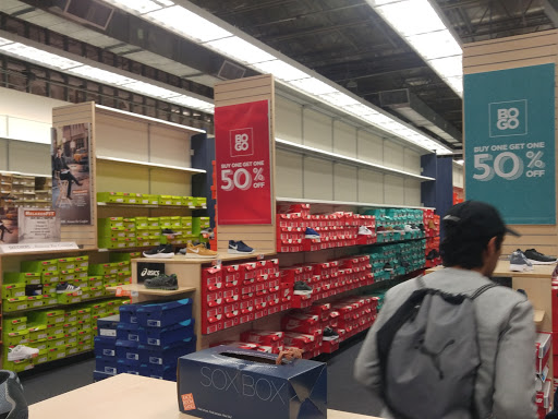 Shoe Store «Rack Room Shoes», reviews and photos, 12801 W Sunrise Blvd #293, Sunrise, FL 33323, USA