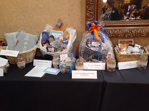 Banquet Hall «Crystal Gardens Banquet Center», reviews and photos, 5768 E Grand River Ave, Howell, MI 48843, USA