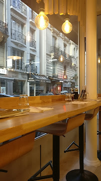 Atmosphère du Restaurant de nouilles La Pate à nouilles Champs-Elysées |面面聚到 |拉面 à Paris - n°9