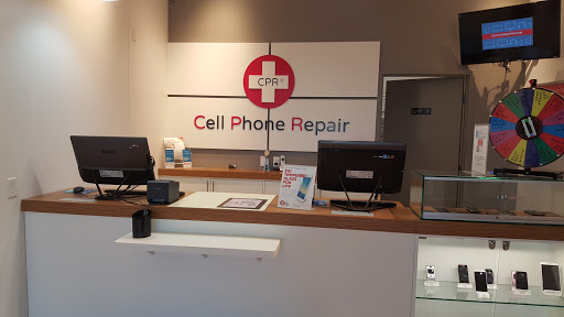 Mobile Phone Repair Shop «CPR Cell Phone Repair Maple Grove», reviews and photos, 11626 Fountains Dr, Maple Grove, MN 55369, USA