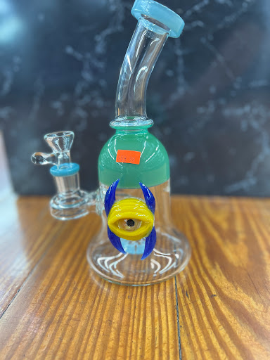 Tobacco Shop «Naga smoke shop», reviews and photos, 7540 N Dale Mabry Hwy, Tampa, FL 33614, USA