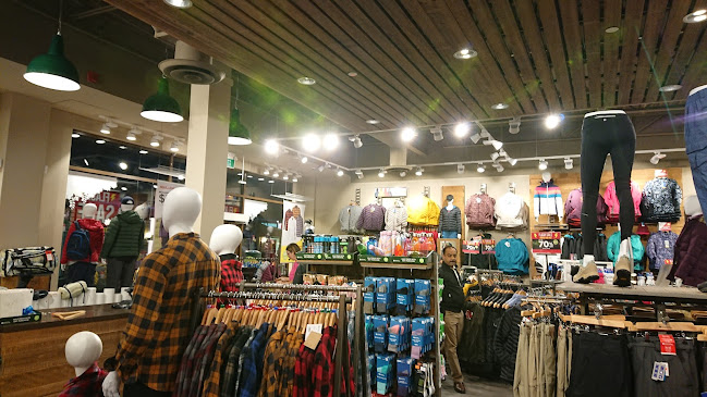 Reviews of Mountain Warehouse in Bridgend - Sporting goods store