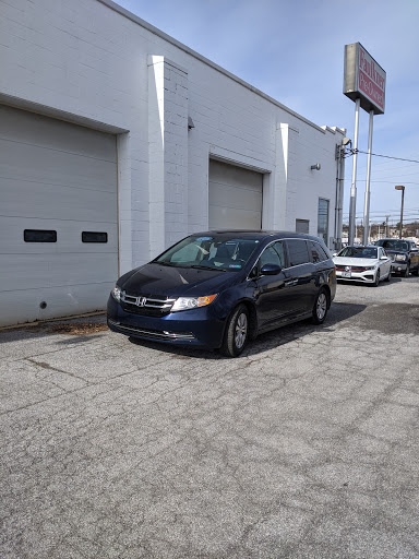 Used Car Dealer «Faulkner Honda Pre-Owned / Used Cars», reviews and photos, 2201 Sycamore St, Harrisburg, PA 17111, USA