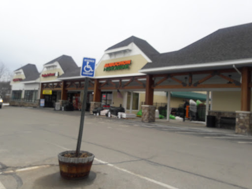 Hardware Store «Aubuchon Hardware», reviews and photos, 38 NH-25, Meredith, NH 03253, USA