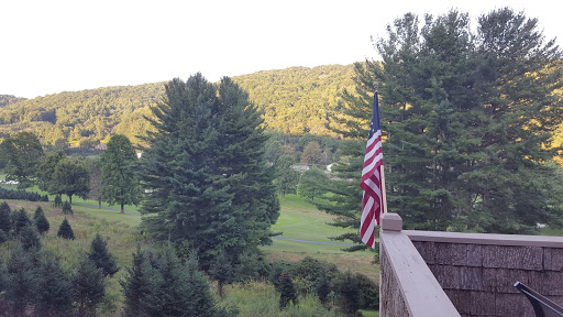 Golf Course «Mountain Glen Golf Club», reviews and photos, 1 Club house Dr, Newland, NC 28657, USA