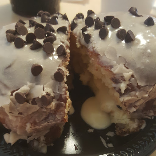 Donut Shop «Glazed & Confuzed Donuts», reviews and photos, 5301 Leetsdale Dr, Denver, CO 80246, USA