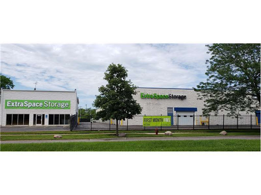 Self-Storage Facility «The Lock Up Self Storage», reviews and photos, 3850 W Devon Ave, Lincolnwood, IL 60712, USA