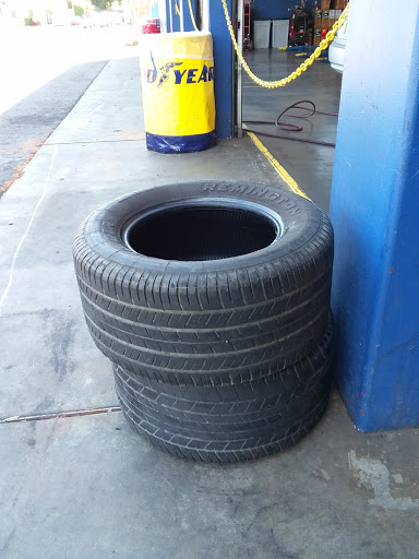 Auto Parts Store «Pep Boys Auto Parts & Service», reviews and photos, 6325 Fallbrook Ave, Woodland Hills, CA 91367, USA