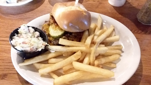 American Restaurant «Cracker Barrel Old Country Store», reviews and photos, 716 N Campbell Station Rd, Farragut, TN 37934, USA