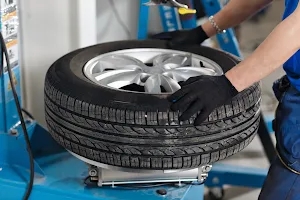 Lowery Brothers Tire Services image