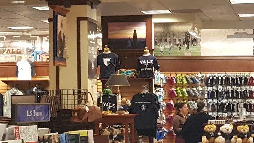 Book Store «Yale University Bookstore», reviews and photos, 77 Broadway, New Haven, CT 06511, USA