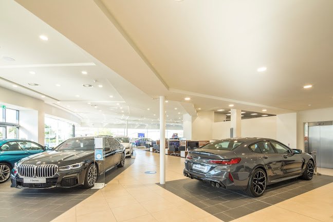 Comments and reviews of North Oxford BMW