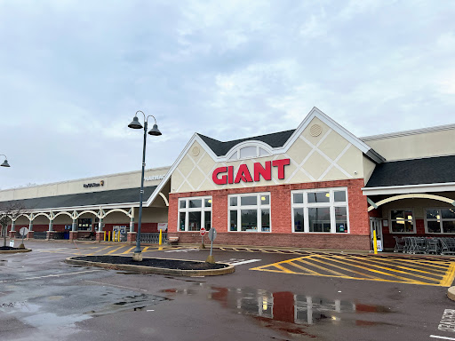 Grocery Store «Giant Food Stores», reviews and photos, 86 Glocker Way, Pottstown, PA 19465, USA