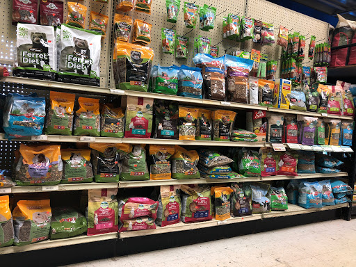 Pet Store «Something Fishy Pets», reviews and photos, 29 Towne Centre Ln, Fox Lake, IL 60020, USA
