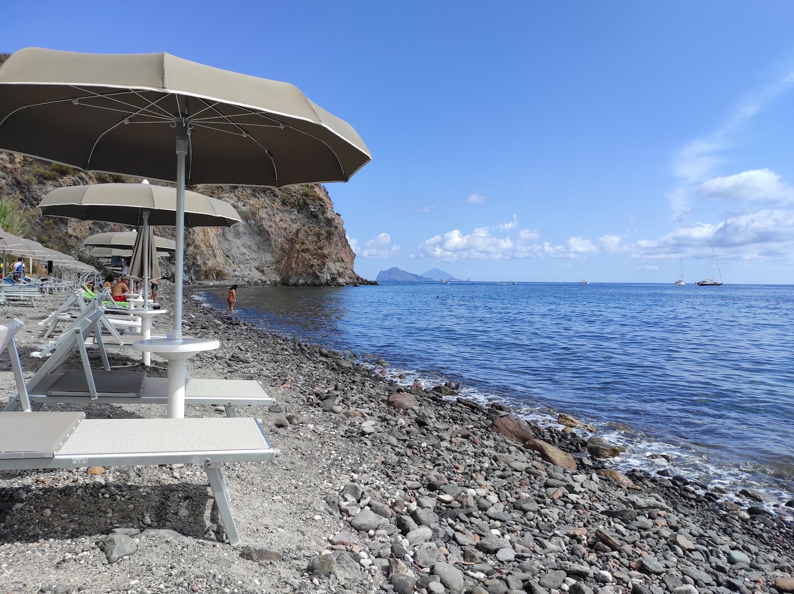 White Beach 'in fotoğrafı doğrudan plaj ile birlikte