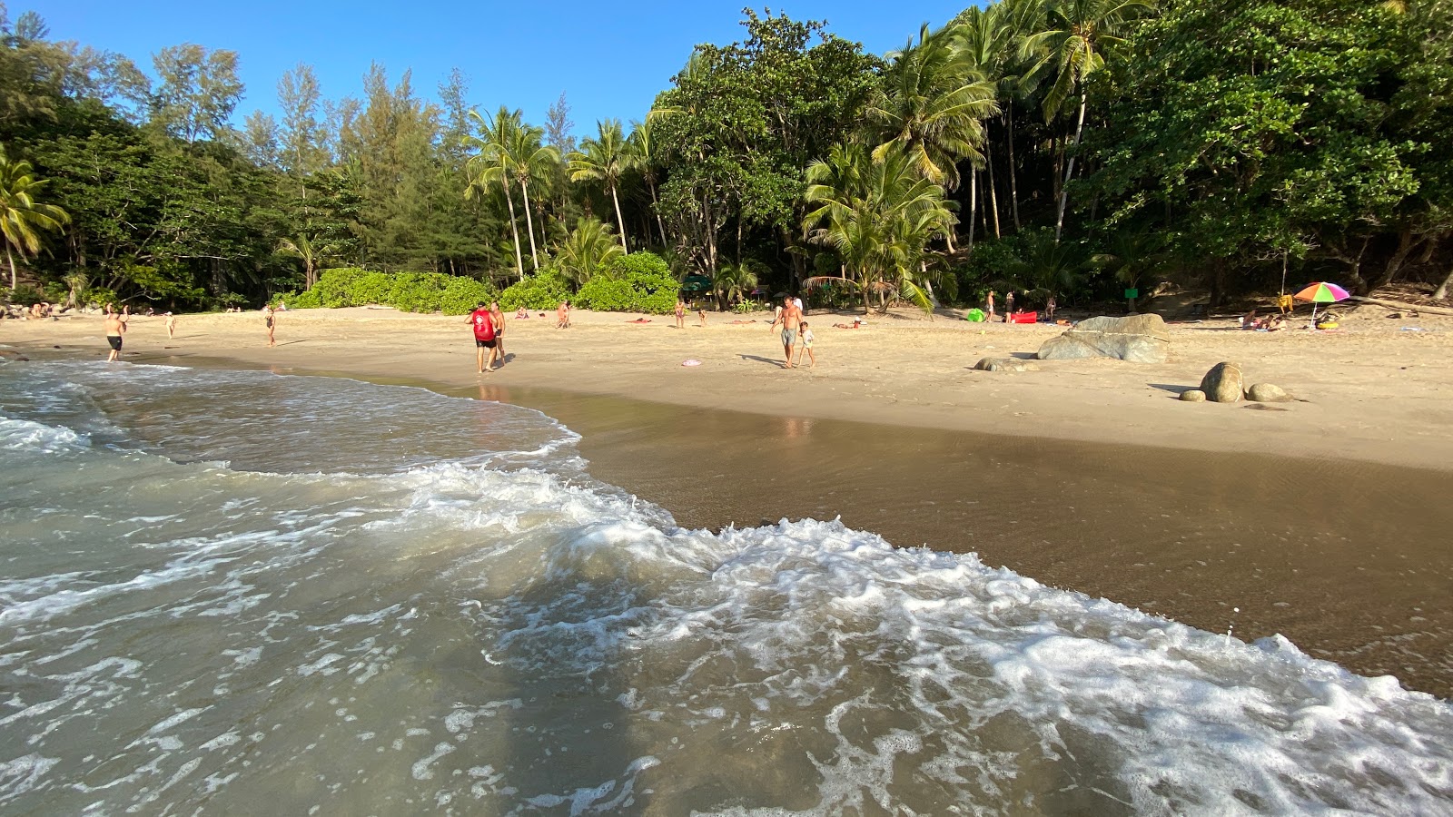 Fotografie cu Banana Beach amplasat într-o zonă naturală
