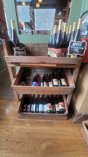 Winery «Sunset Ridge Winery», reviews and photos, 12615 US-52, Dubuque, IA 52002, USA