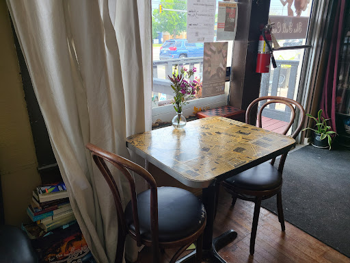 Coffee Shop «The Full Cup Bookstore and Coffee Shop», reviews and photos, 922 S Main St, Weatherford, TX 76086, USA
