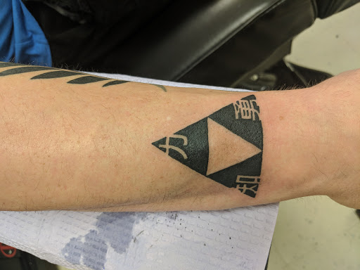 Tattoo Shop «Black Pearl Tattoo Parlor», reviews and photos, 17440 FM 529 Rd # 102, Houston, TX 77095, USA