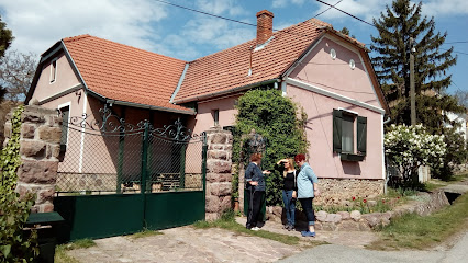 Vörösdombi Vendégház