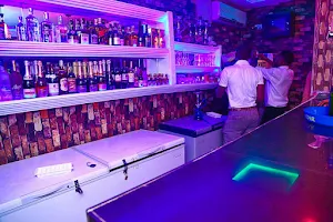 Trendix Lounge Bar & Accommodation image