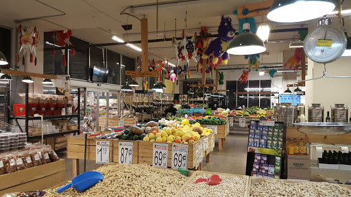 Grocery Store «Horrocks Farm Market», reviews and photos, 235 Capital Ave SW, Battle Creek, MI 49037, USA